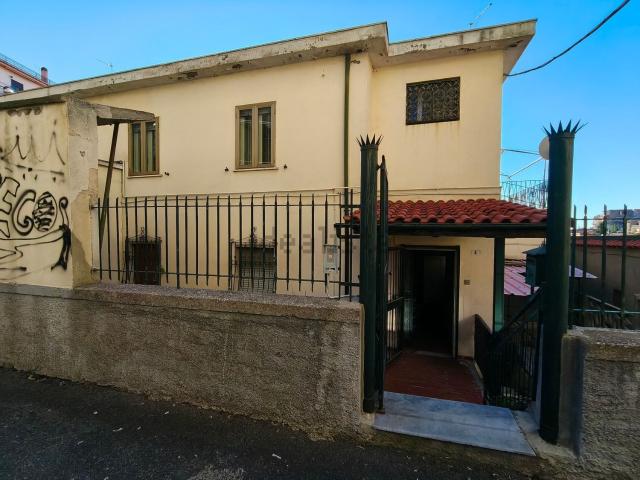 Appartamento in vendita di 90 m² in Via Focaccia, 6