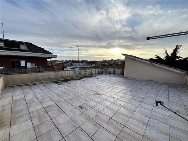 Appartamento in vendita di 90 m² in Via Fosso del Poggio