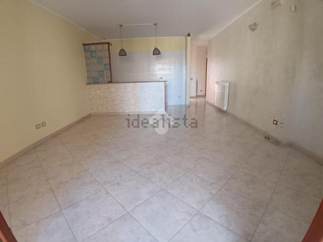 Appartamento in vendita di 90 m² in Via Fratelli Rosselli, 59