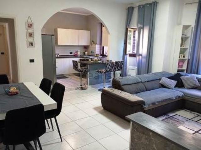 Appartamento in vendita di 90 m² in Via Fratelli Rosselli