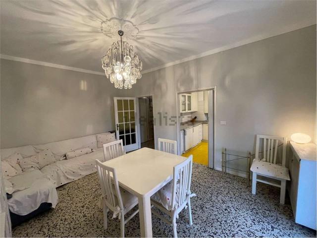 Appartamento in vendita di 90 m² in Via Fratelli Rosselli