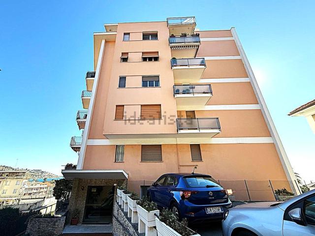 Appartamento in vendita di 90 m² in Via Franco Norero, 34