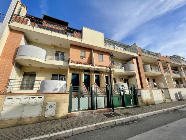 Appartamento in vendita di 90 m² in Via Francesco Cilea, 80