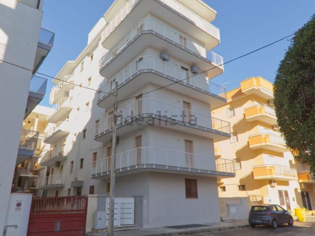 Appartamento in vendita di 90 m² in Via Francesco Petrarca