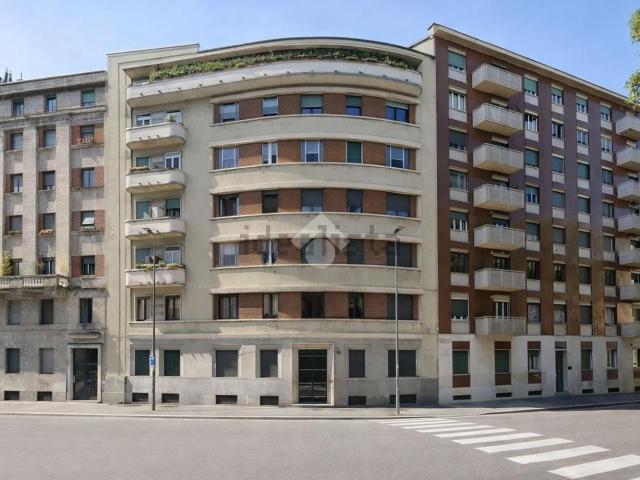 Appartamento in vendita di 90 m² in Via Francesco Rezzonico, 2