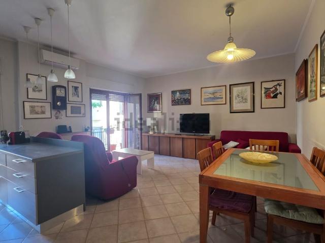 Appartamento in vendita di 90 m² in Via G. Ottolini, 1