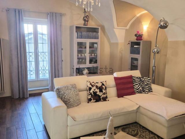 Appartamento in vendita di 90 m² in Via G. B. Muratore, 16