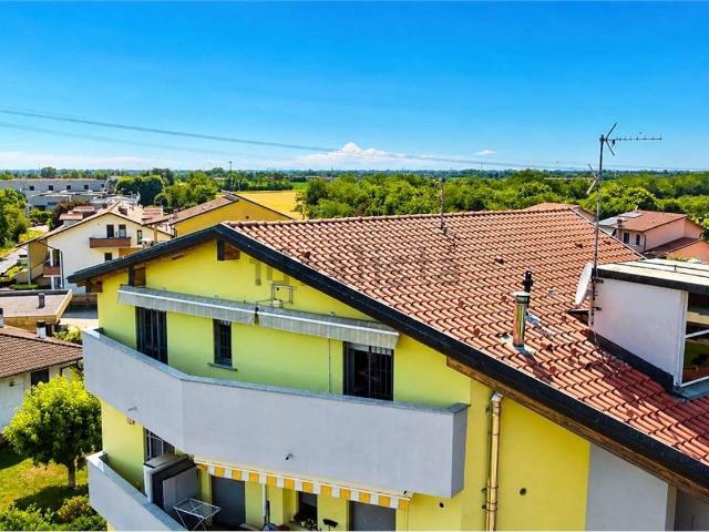 Appartamento in vendita di 90 m² in Via G. Galilei, 2