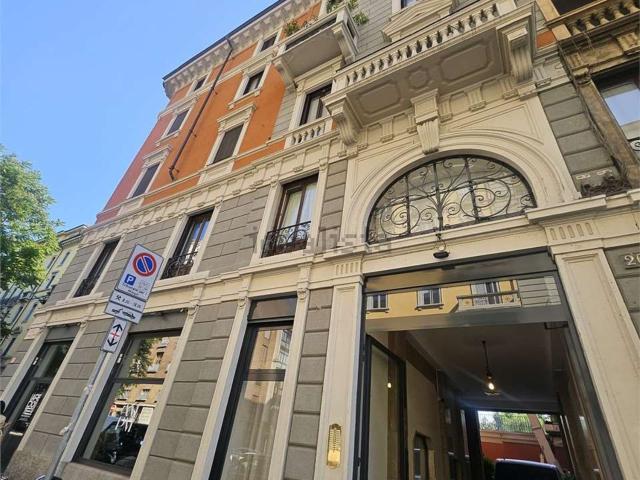 Appartamento in vendita di 90 m² in Via G. Leopardi, 26