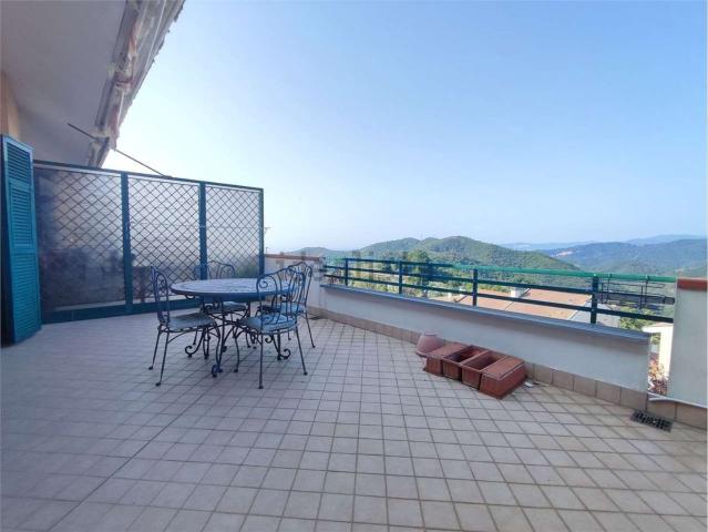 Appartamento in vendita di 90 m² in Via Gameragna, 50
