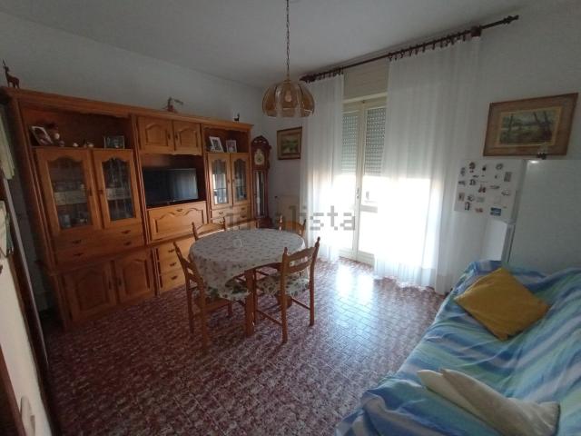 Appartamento in vendita di 90 m² in Via Gadolini, 11
