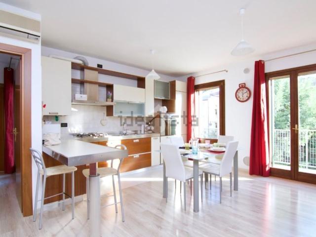 Appartamento in vendita di 90 m² in Via Gazzera Alta, 127