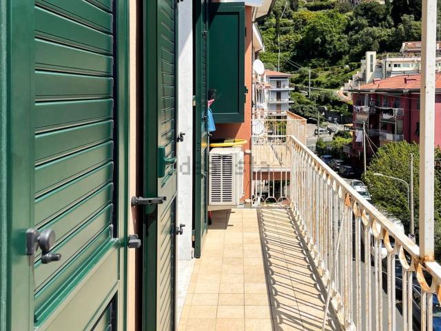 Appartamento in vendita di 90 m² in Via Generale Ferrari, 18