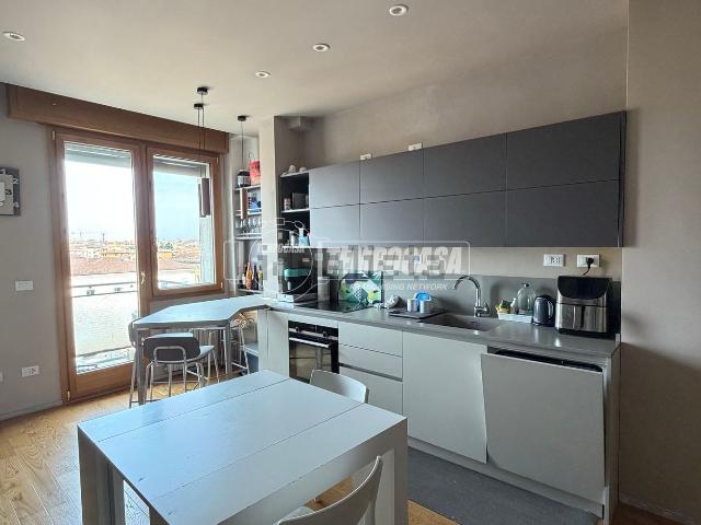 Appartamento in vendita di 90 m² in Via Giovanni Amendola