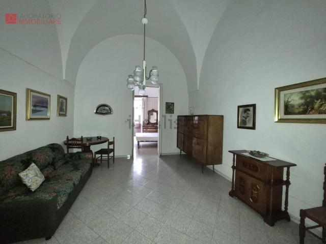 Appartamento in vendita di 90 m² in Via Giovanni Antonio Orsini del Balzo, 73100