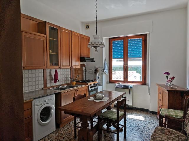 Appartamento in vendita di 90 m² in Via Giovanni Pascoli