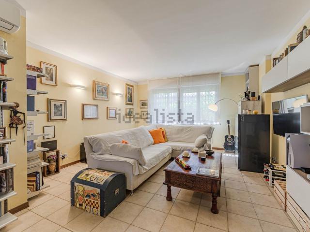 Appartamento in vendita di 90 m² in Via Giovanni Piantanida, 23
