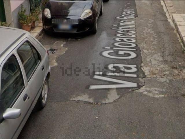 Appartamento in vendita di 90 m² in Via Gioacchino Rossini, 22