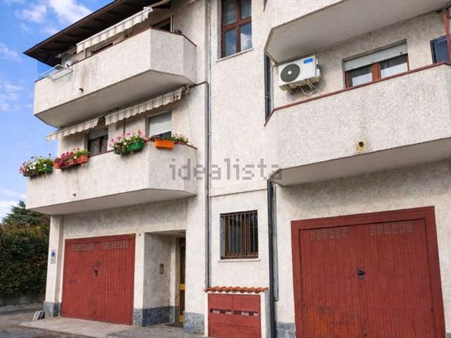Appartamento in vendita di 90 m² in Via Giosué Carducci