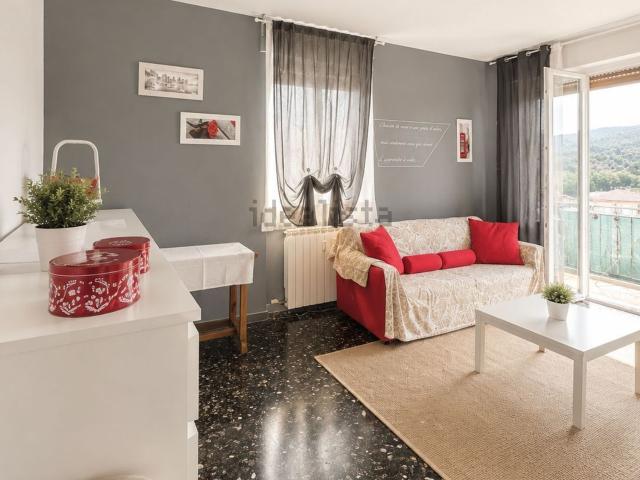 Appartamento in vendita di 90 m² in Via Giacomo Matteotti, 87