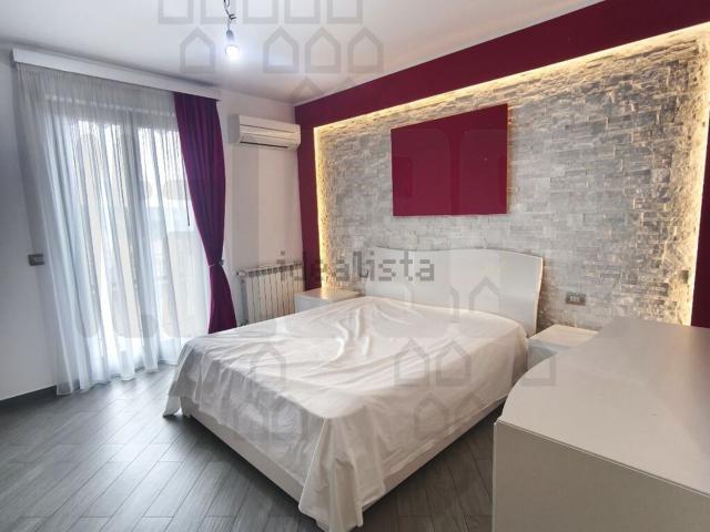 Appartamento in vendita di 90 m² in Via Giacomo Matteotti