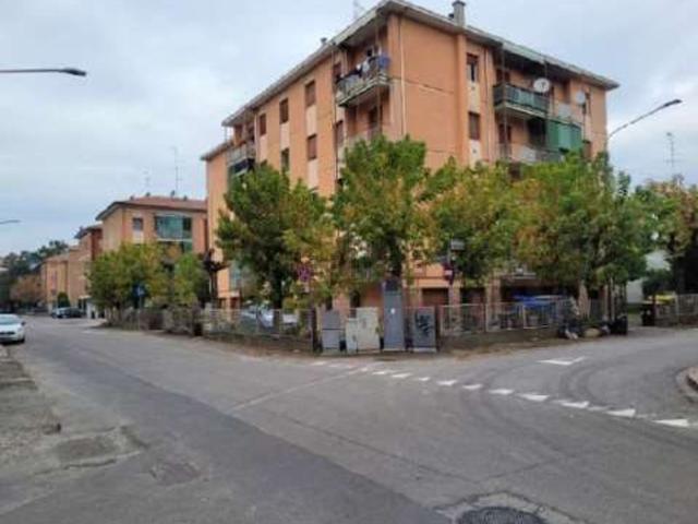 Appartamento in vendita di 90 m² in Via Giacomo Leopardi, 38