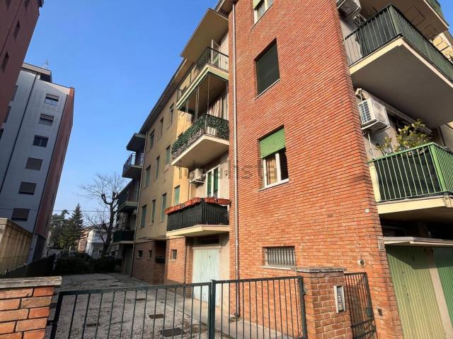 Appartamento in vendita di 90 m² in Via Giacomo Leopardi, 3