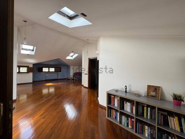Appartamento in vendita di 90 m² in Via Giacomo Puccini