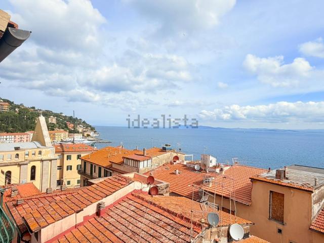 Appartamento in vendita di 90 m² in Via Giuseppe Vivarelli
