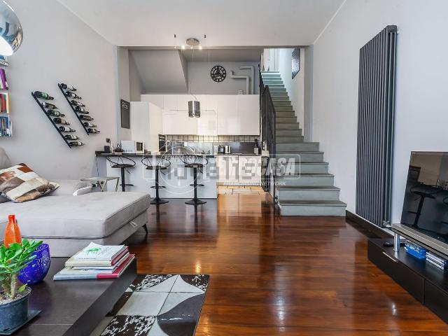 Appartamento in vendita di 90 m² in Via Giuseppe Candiani