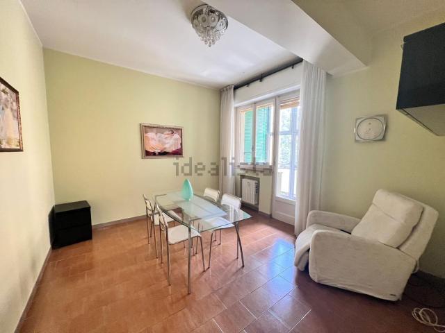 Appartamento in vendita di 90 m² in Via Giuseppe Cenni