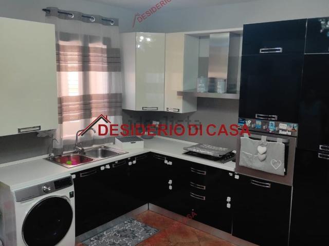 Appartamento in vendita di 90 m² in Via Giuseppe Garibaldi, 96