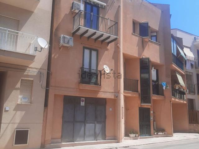 Appartamento in vendita di 90 m² in Via Giuseppe Giusti, 41