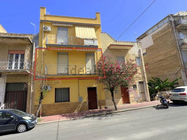 Appartamento in vendita di 90 m² in Via Giuseppe Mazzini, 141