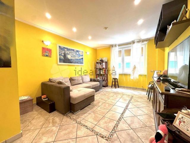 Appartamento in vendita di 90 m² in Via Giuseppe Perrucchetti, 14