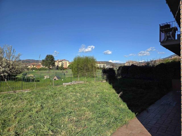 Appartamento in vendita di 90 m² in Via Grazia Deledda, 1