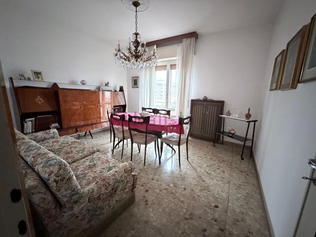 Appartamento in vendita di 90 m² in Via Gran Sasso