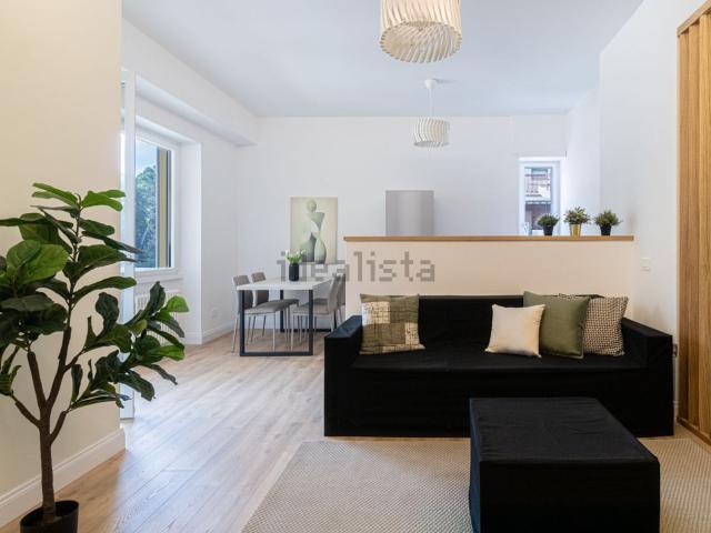 Appartamento in vendita di 90 m² in Via Gregorio VII, 474