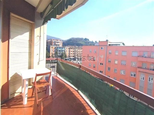 Appartamento in vendita di 90 m² in Via Guido Zadei
