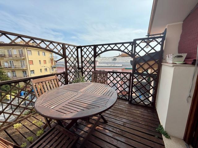 Appartamento in vendita di 90 m² in Via Guido Gozzano, 2