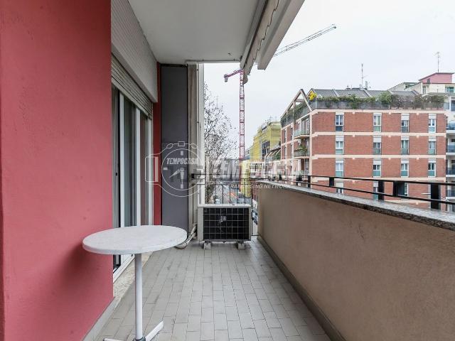 Appartamento in vendita di 90 m² in Via Ippolito Rosellini, 5