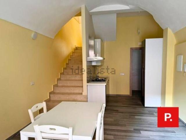 Appartamento in vendita di 90 m² in Via Italia, 102
