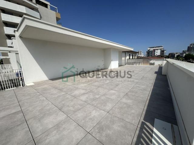 Appartamento in vendita di 90 m² in Via Ivone Grassetto