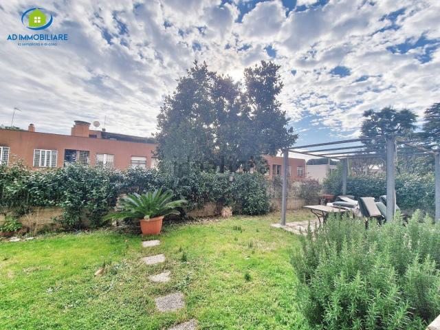 Appartamento in vendita di 90 m² in Via Jacopo della Quercia, 74