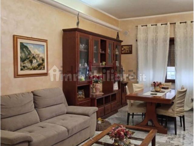 Appartamento in vendita di 90 m² in Via la Marmora