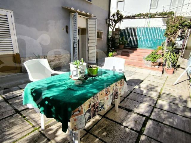 Appartamento in vendita di 90 m² in Via Lago di Como