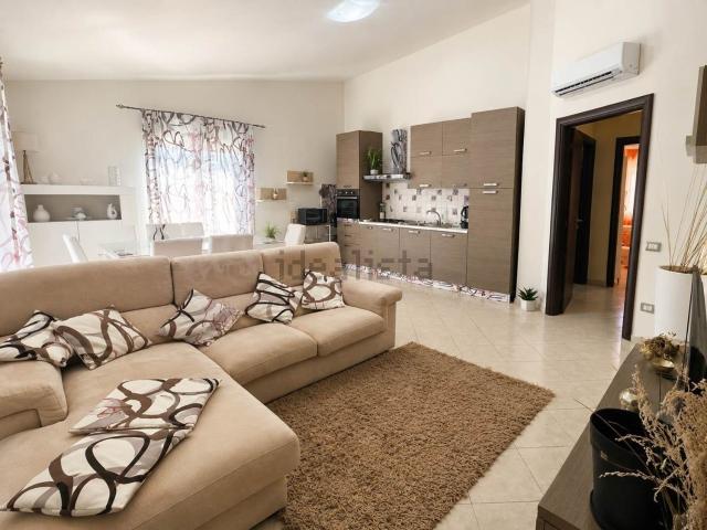Appartamento in vendita di 90 m² in Via Lazio