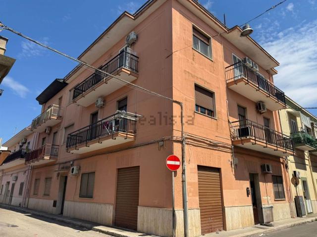 Appartamento in vendita di 90 m² in Via Lepanto