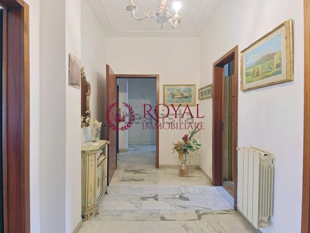 Appartamento in vendita di 90 m² in Via Ludovico Antonio Muratori, 35