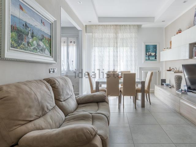 Appartamento in vendita di 90 m² in Via Luigi Vestri, 3